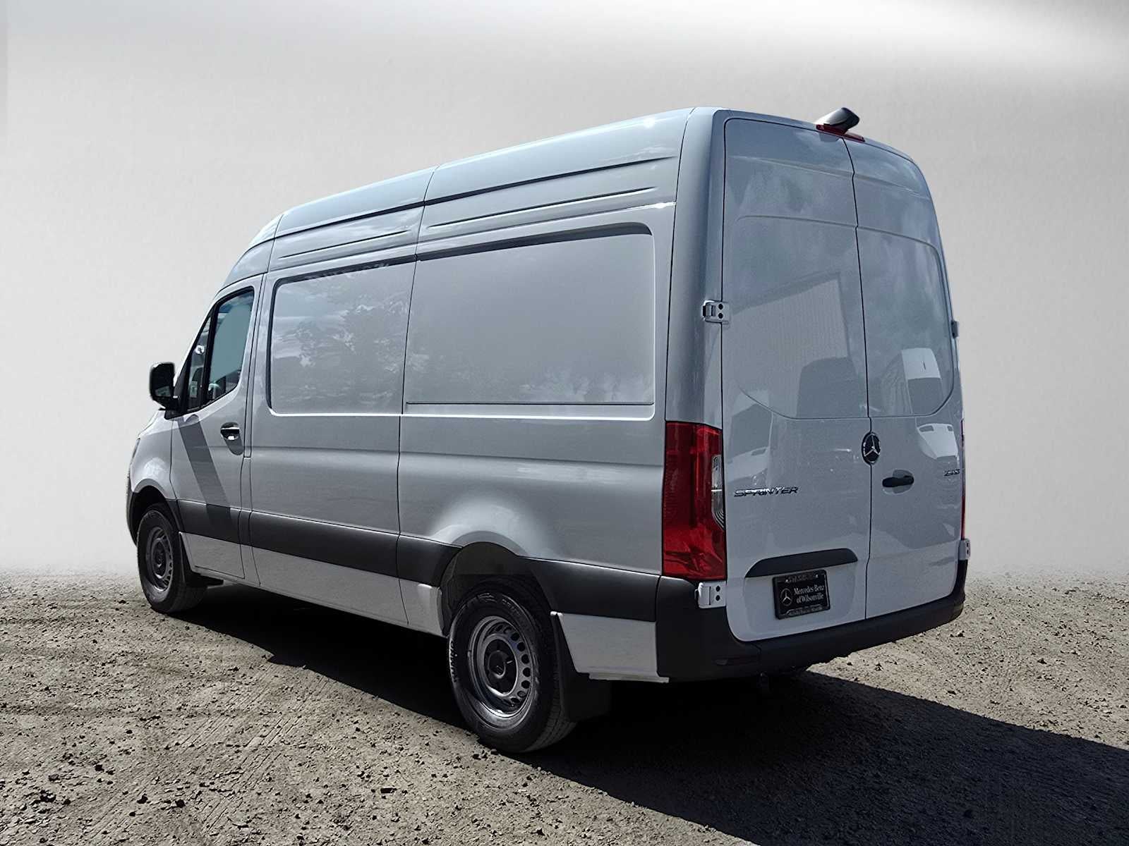 2026 Mercedes-Benz Sprinter 2500 Standard Roof I4 Diesel 144 RWD
