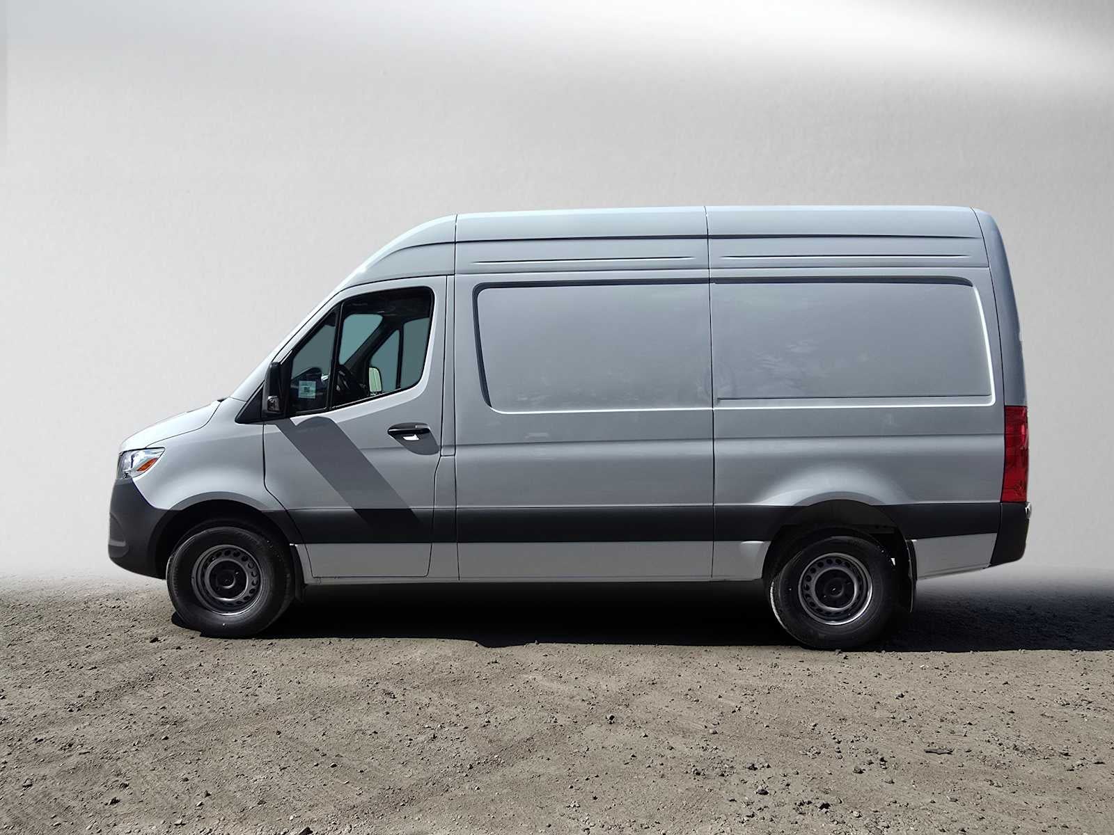 2026 Mercedes-Benz Sprinter 2500 Standard Roof I4 Diesel 144 RWD