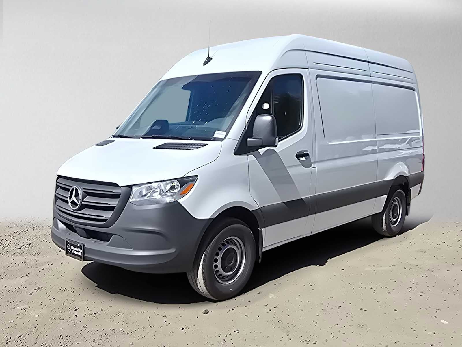 2026 Mercedes-Benz Sprinter 2500 Standard Roof I4 Diesel 144 RWD