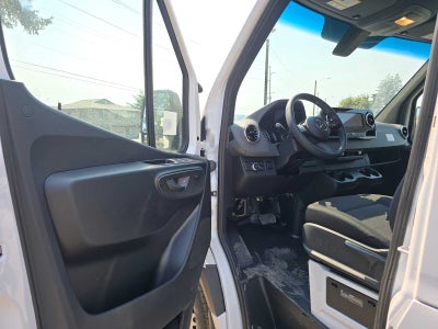 2026 Mercedes-Benz Sprinter 2500 Standard Roof I4 Diesel 144 RWD