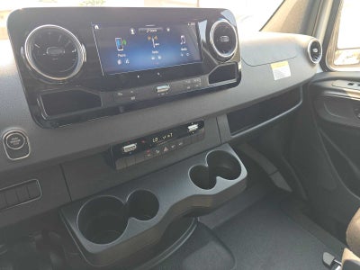 2026 Mercedes-Benz Sprinter 2500 Standard Roof I4 Diesel 144 RWD