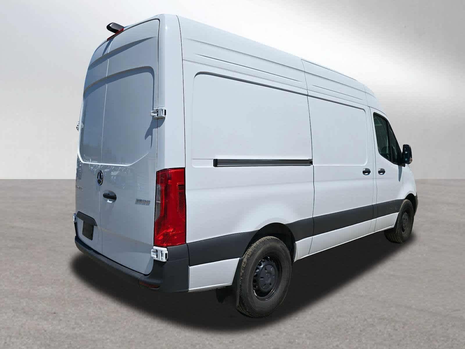 2025 Mercedes-Benz Sprinter Cargo Van 2500 Standard Roof I4 Diesel 144 RWD