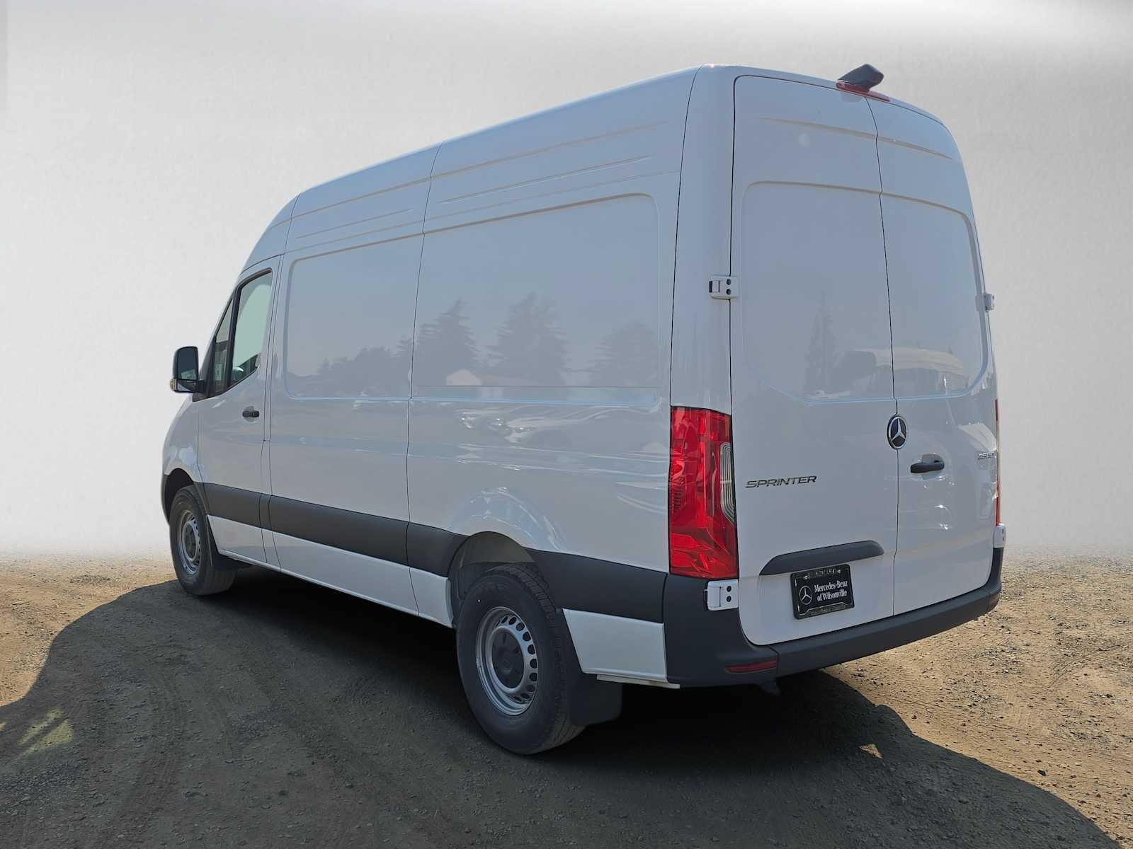 2026 Mercedes-Benz Sprinter 2500 Standard Roof I4 Diesel 144 RWD