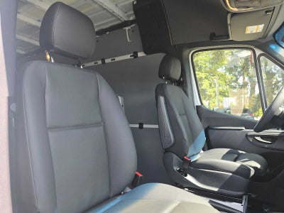 2026 Mercedes-Benz Sprinter 2500 Standard Roof I4 Diesel 144 RWD