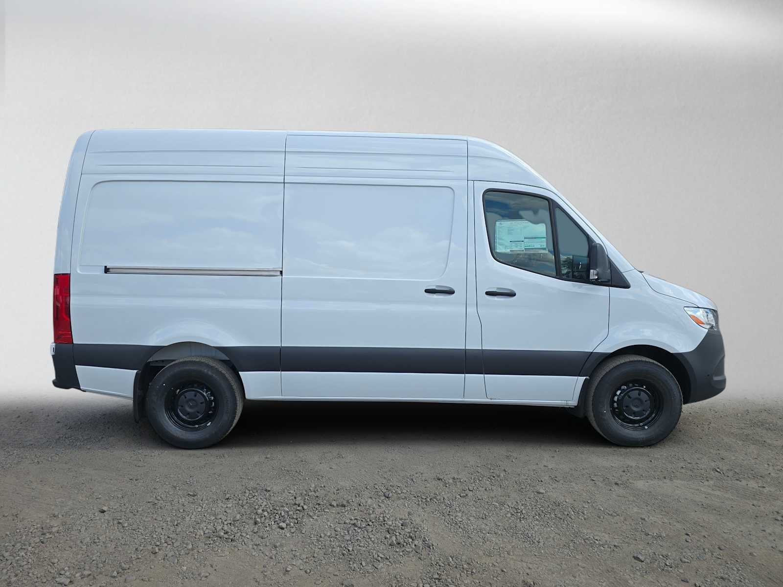 2026 Mercedes-Benz Sprinter 2500 Standard Roof I4 Diesel 144 RWD