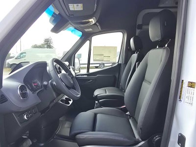 2026 Mercedes-Benz Sprinter 2500 Standard Roof I4 Diesel 144 RWD