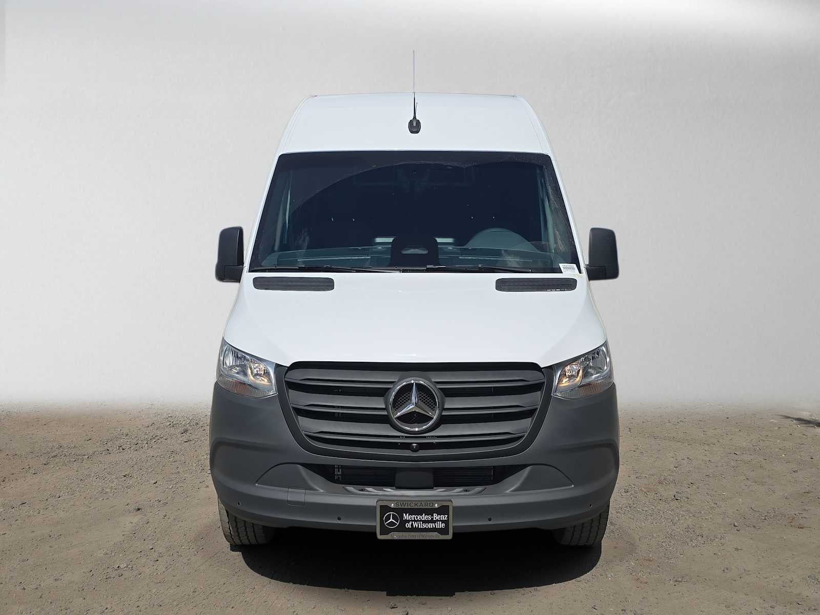 2026 Mercedes-Benz Sprinter 2500 Standard Roof I4 Diesel 144 RWD