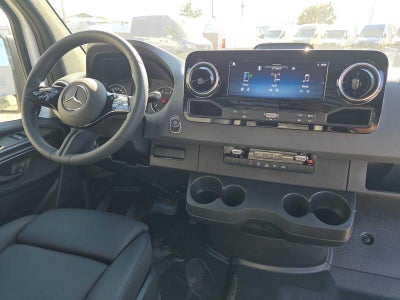 2026 Mercedes-Benz Sprinter Cargo 2500 Standard Roof I4 Diesel 144 RWD