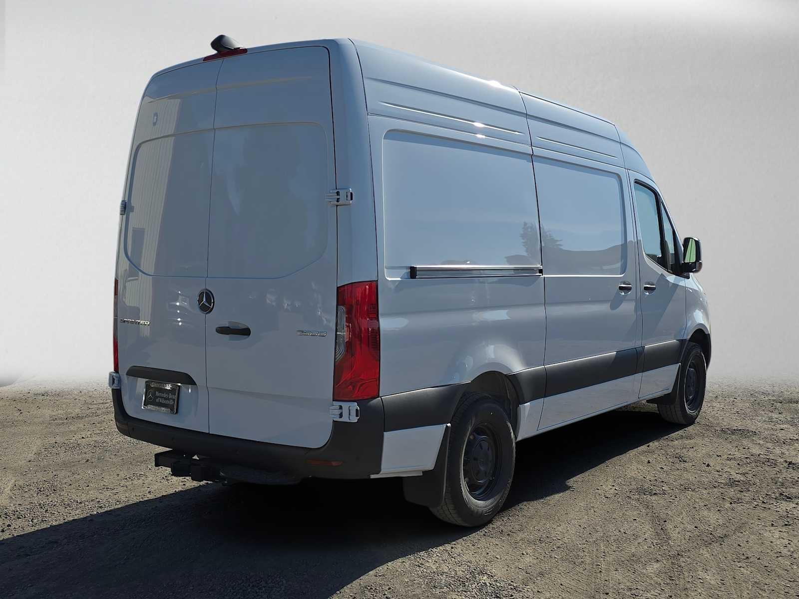 2026 Mercedes-Benz Sprinter Cargo 2500 Standard Roof I4 Diesel 144 RWD