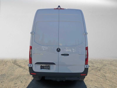 2026 Mercedes-Benz Sprinter Cargo 2500 Standard Roof I4 Diesel 144 RWD