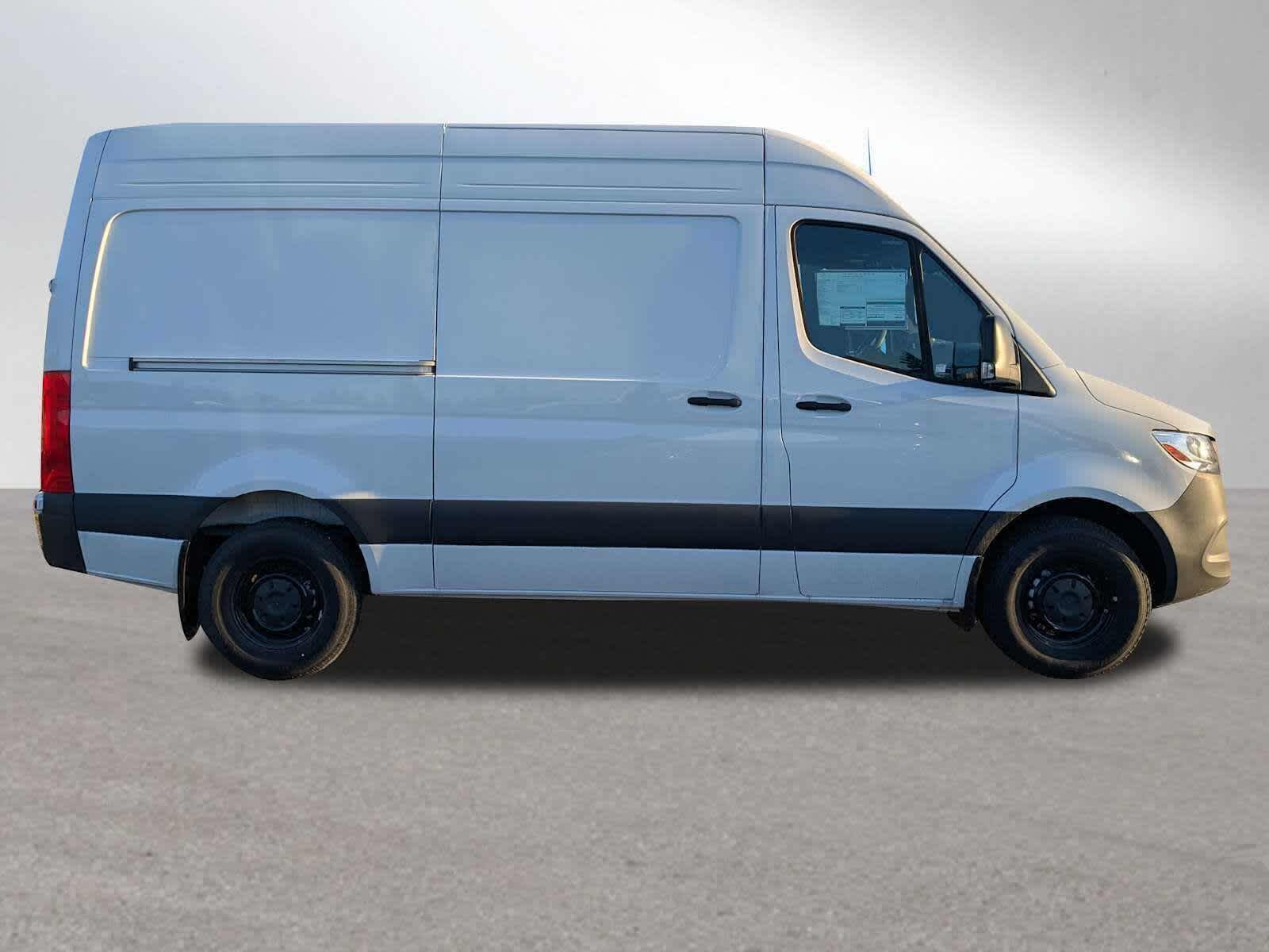 2025 Mercedes-Benz Sprinter Cargo Van 2500 Standard Roof I4 Diesel 144 RWD