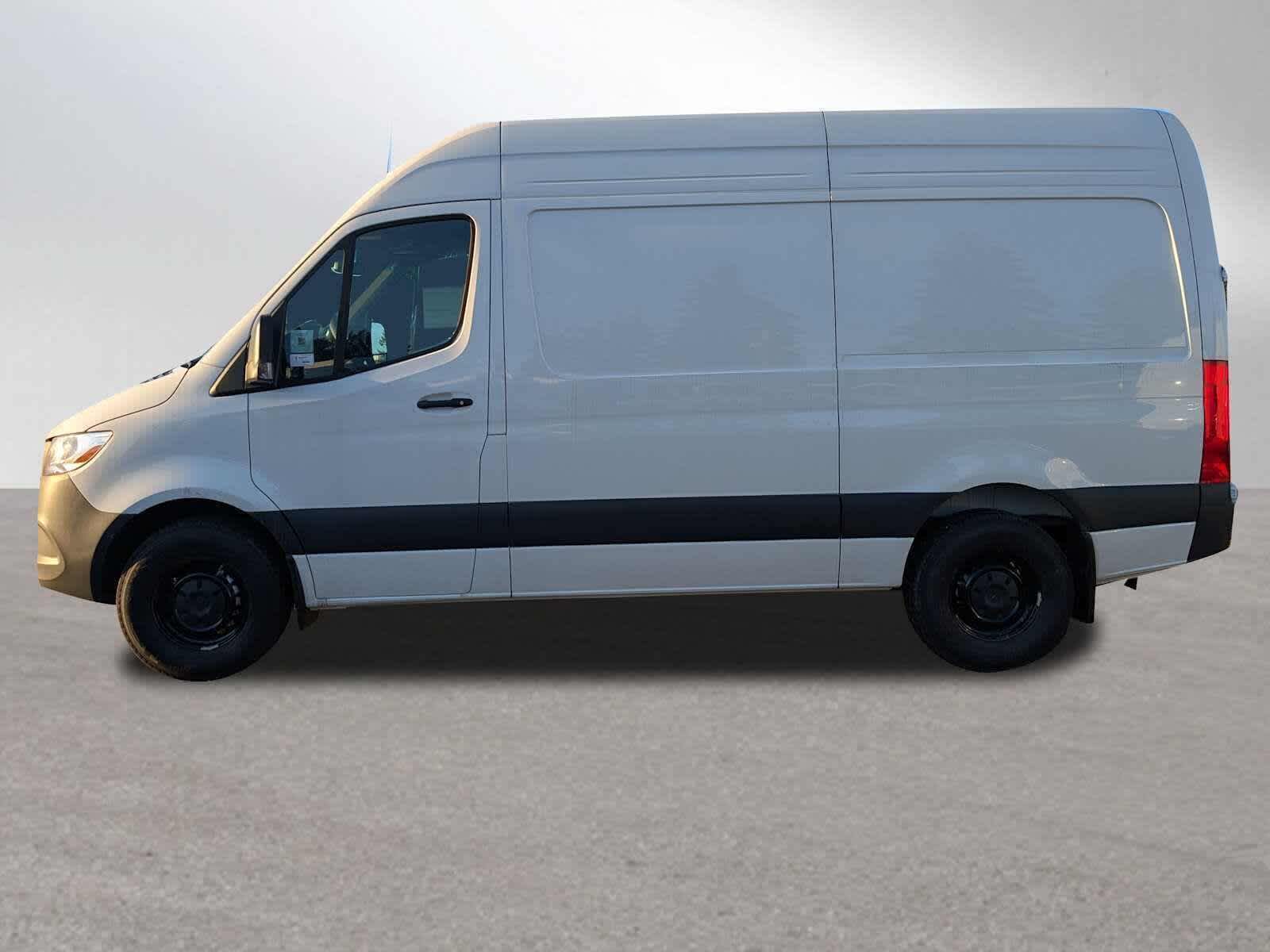 2025 Mercedes-Benz Sprinter Cargo Van 2500 Standard Roof I4 Diesel 144 RWD