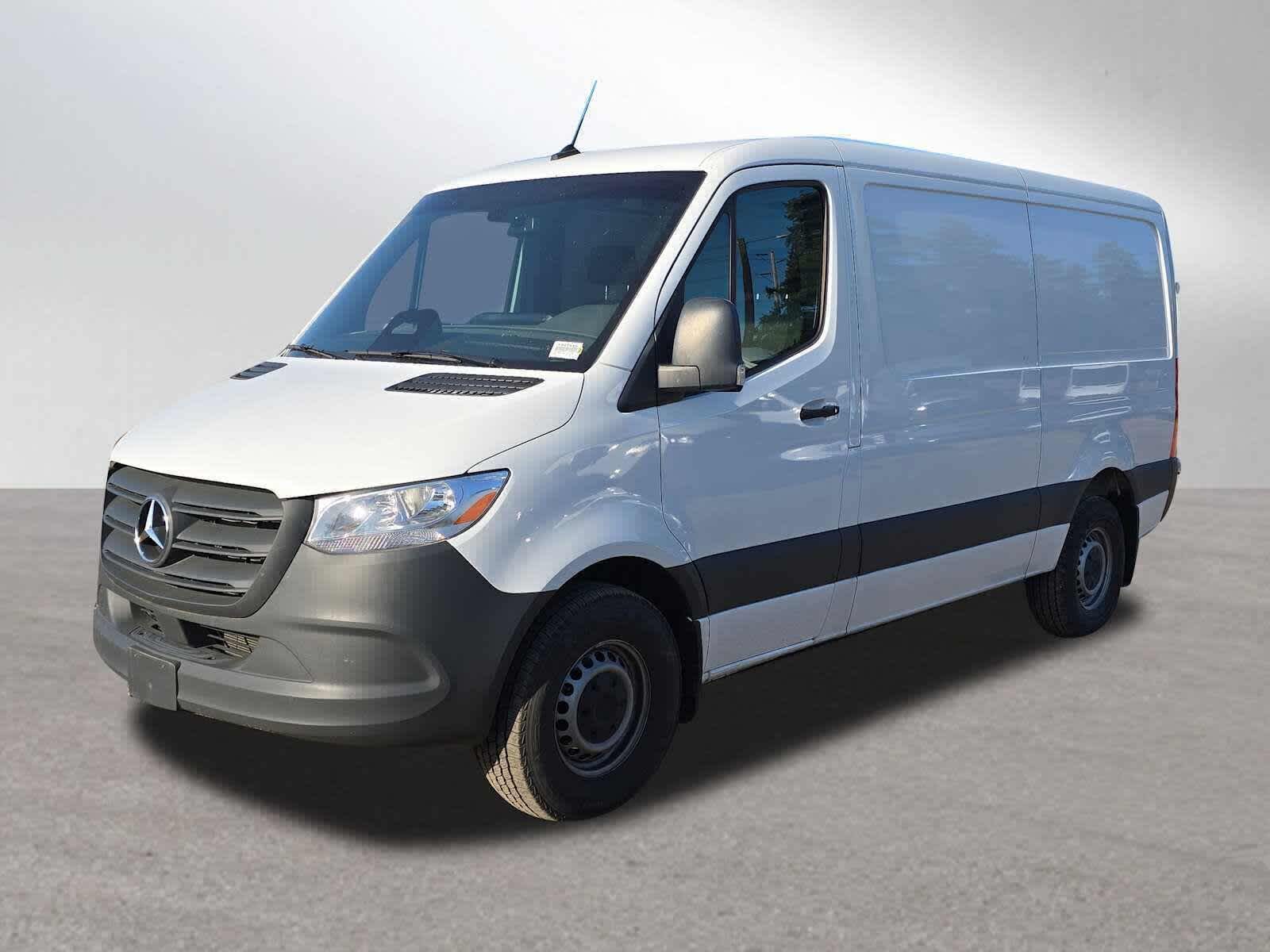 2025 Mercedes-Benz Sprinter Cargo Van 2500 Standard Roof I4 Diesel 144 RWD