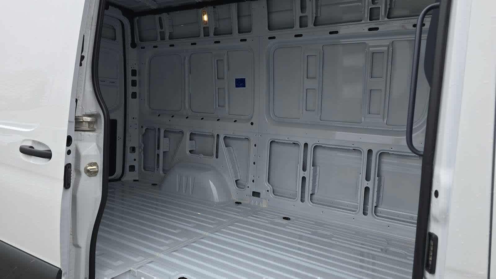 2025 Mercedes-Benz Sprinter Cargo Van 2500 Standard Roof I4 Diesel 144 RWD