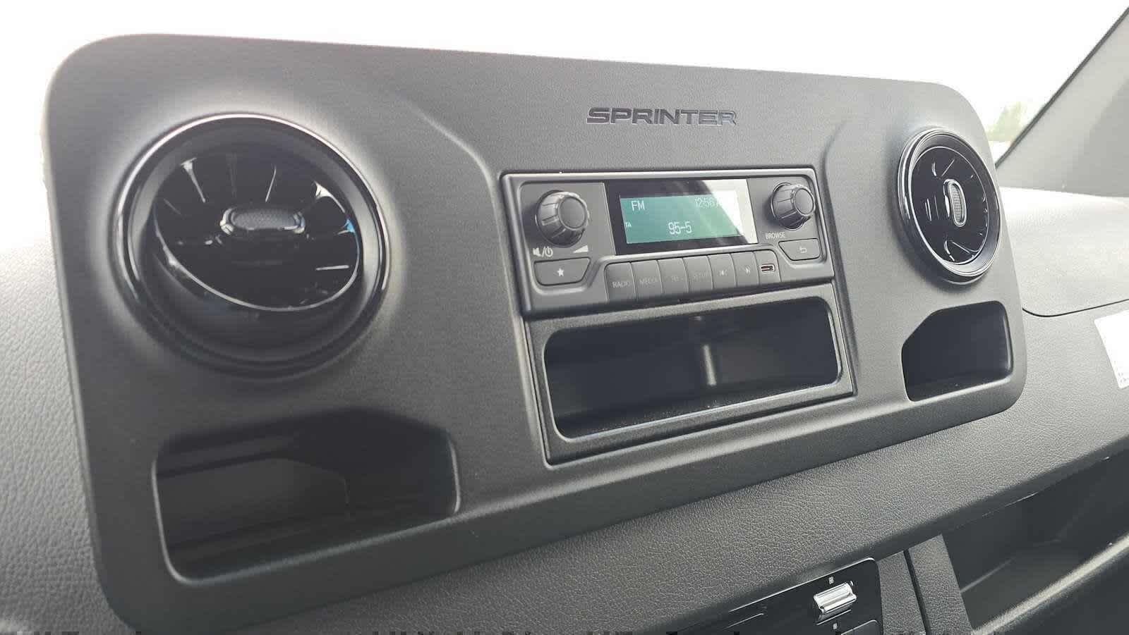 2025 Mercedes-Benz Sprinter Cargo Van 2500 Standard Roof I4 Diesel 144 RWD