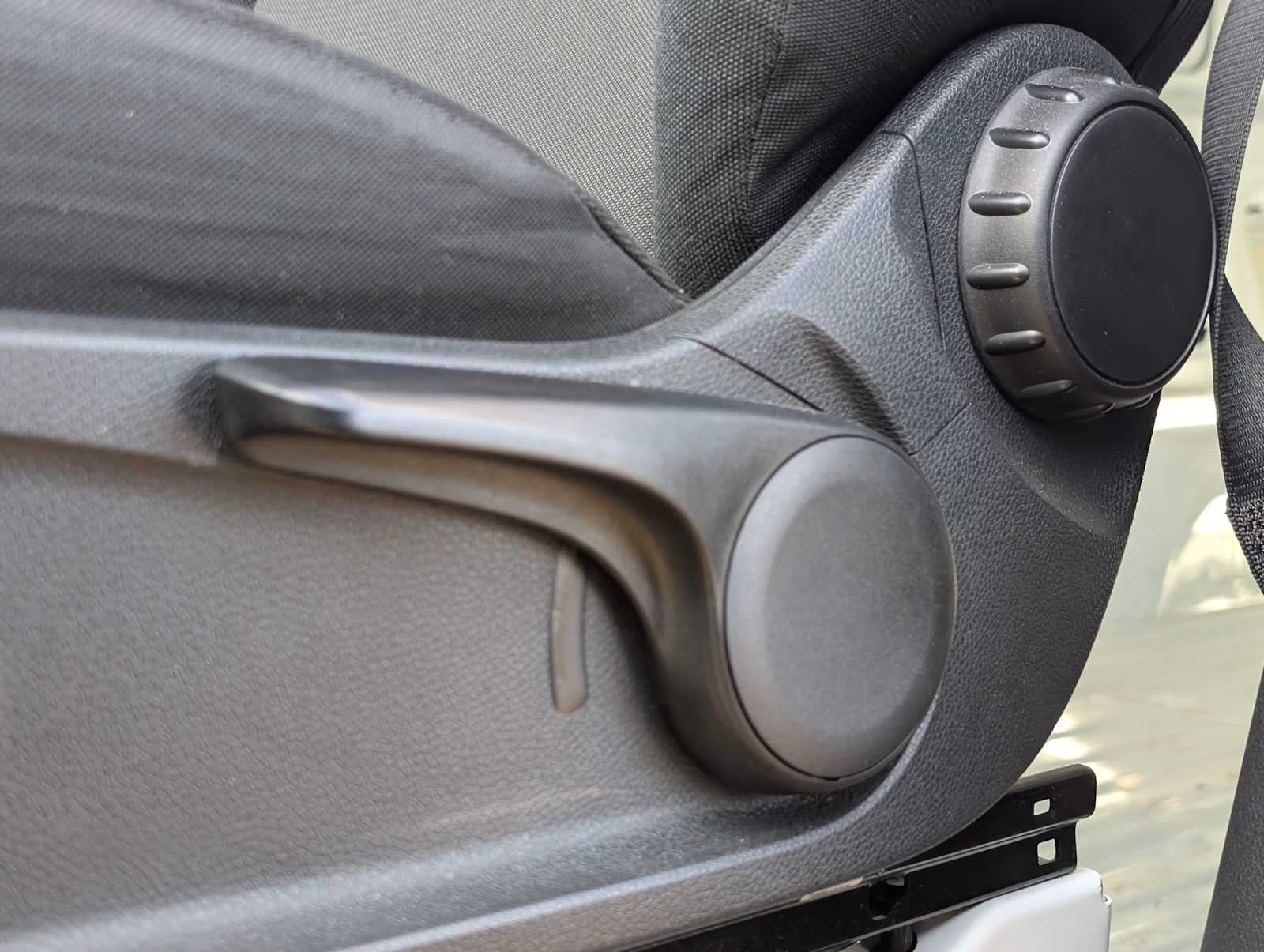 2025 Mercedes-Benz Sprinter Cargo Van 2500 Standard Roof I4 Diesel 144" RWD