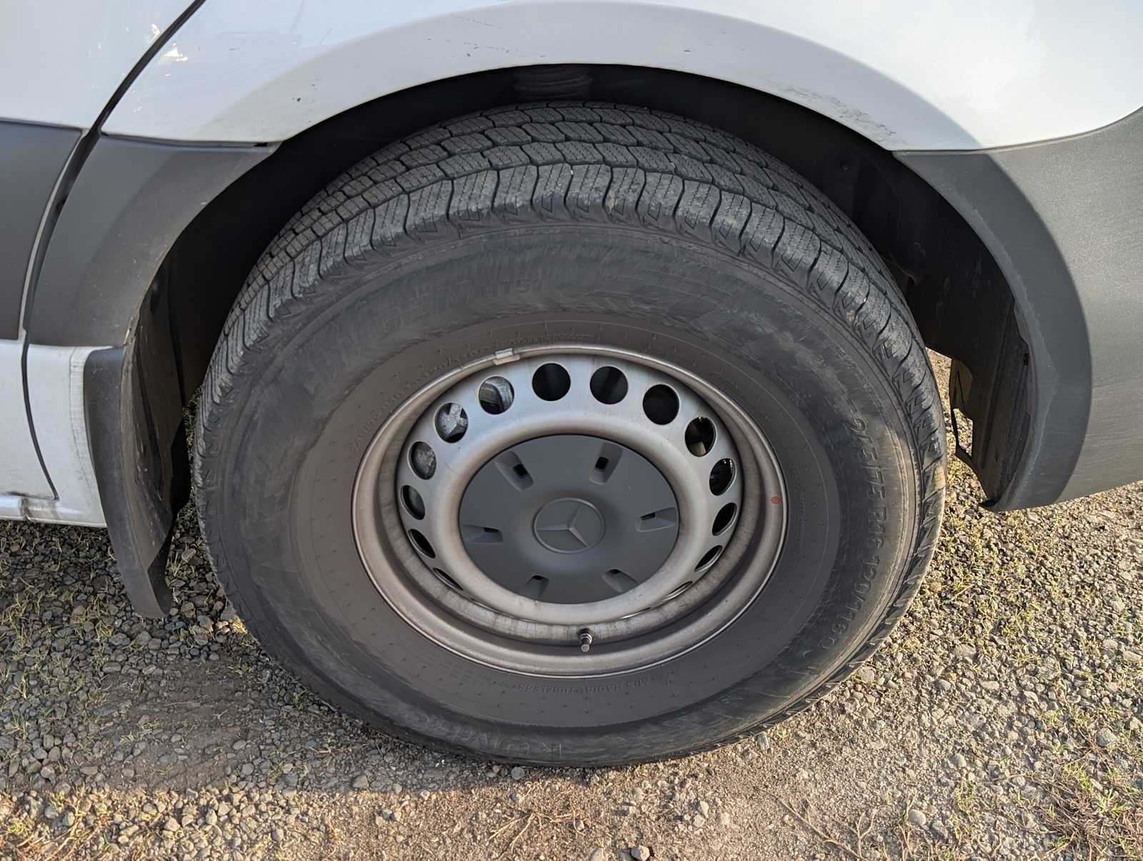 2025 Mercedes-Benz Sprinter Cargo Van 2500 Standard Roof I4 Diesel 144" RWD