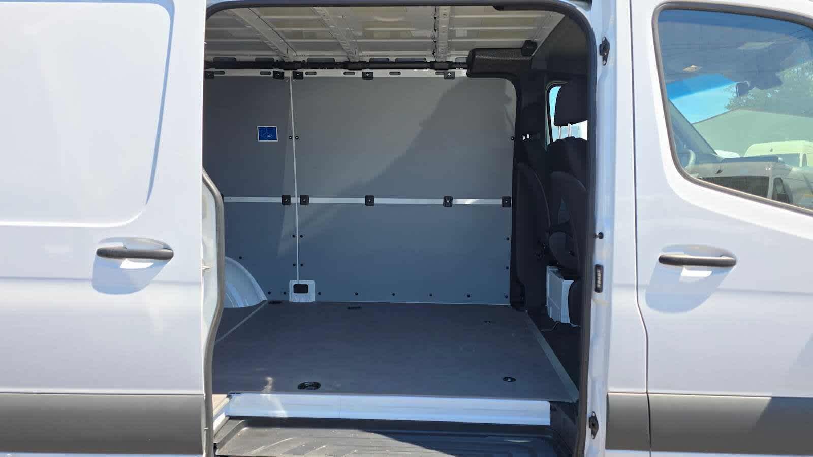 2025 Mercedes-Benz Sprinter Cargo Van 2500 Standard Roof I4 Diesel 144 RWD