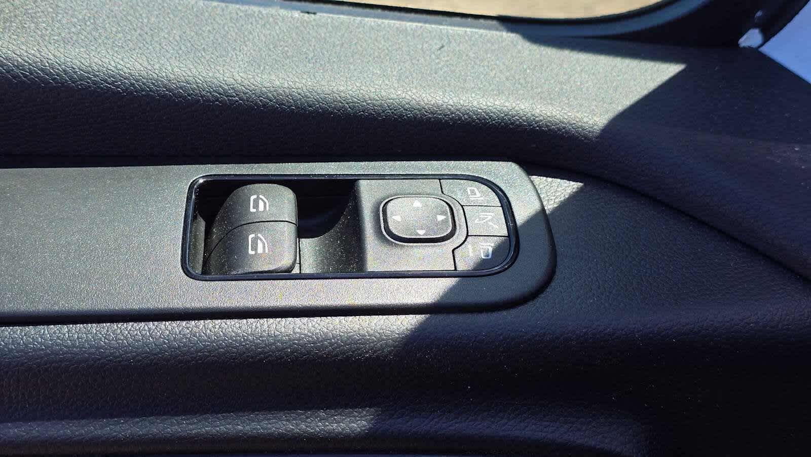 2025 Mercedes-Benz Sprinter Cargo Van 2500 Standard Roof I4 Diesel 144 RWD