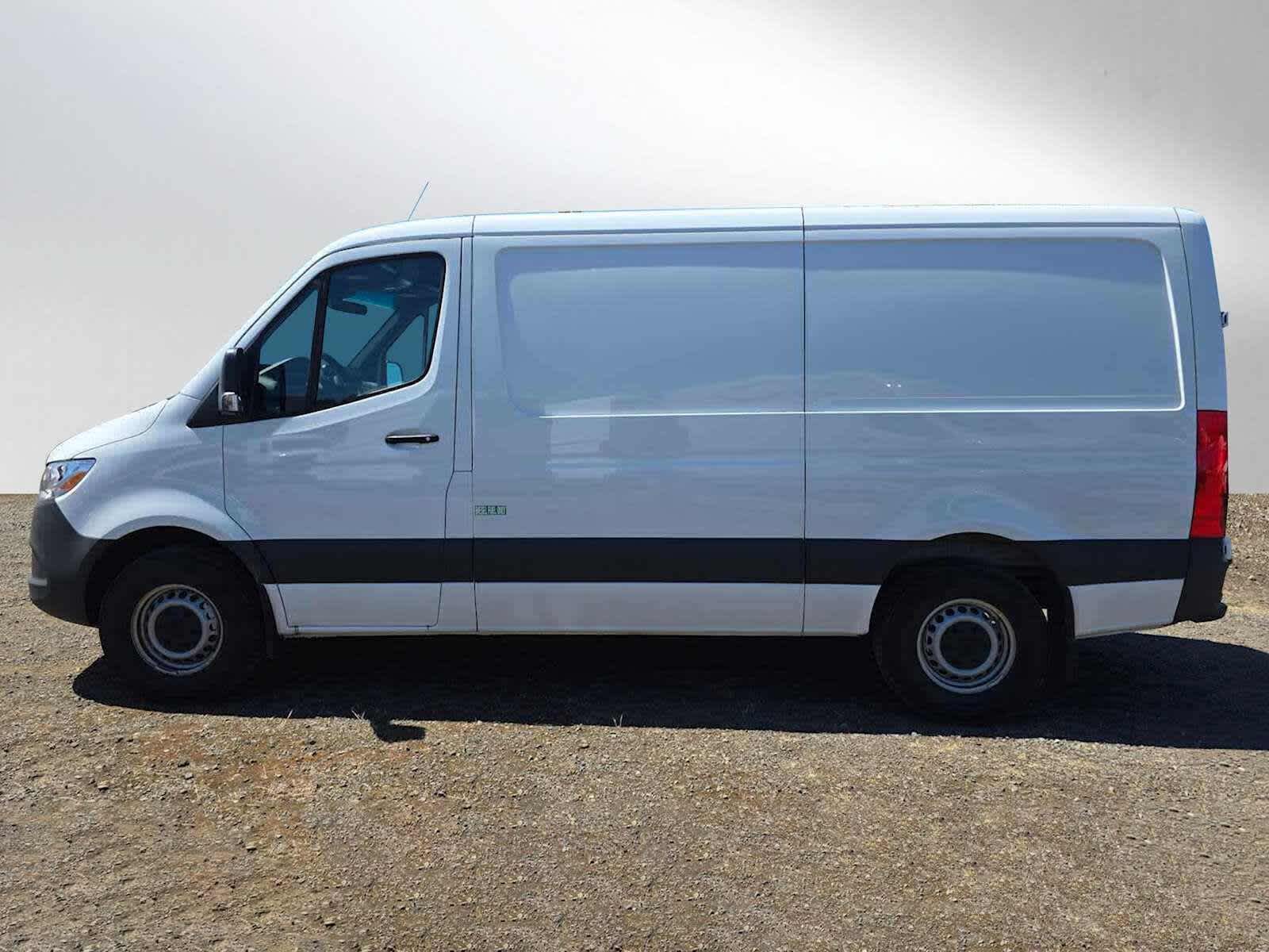 2025 Mercedes-Benz Sprinter Cargo Van 2500 Standard Roof I4 Diesel 144 RWD