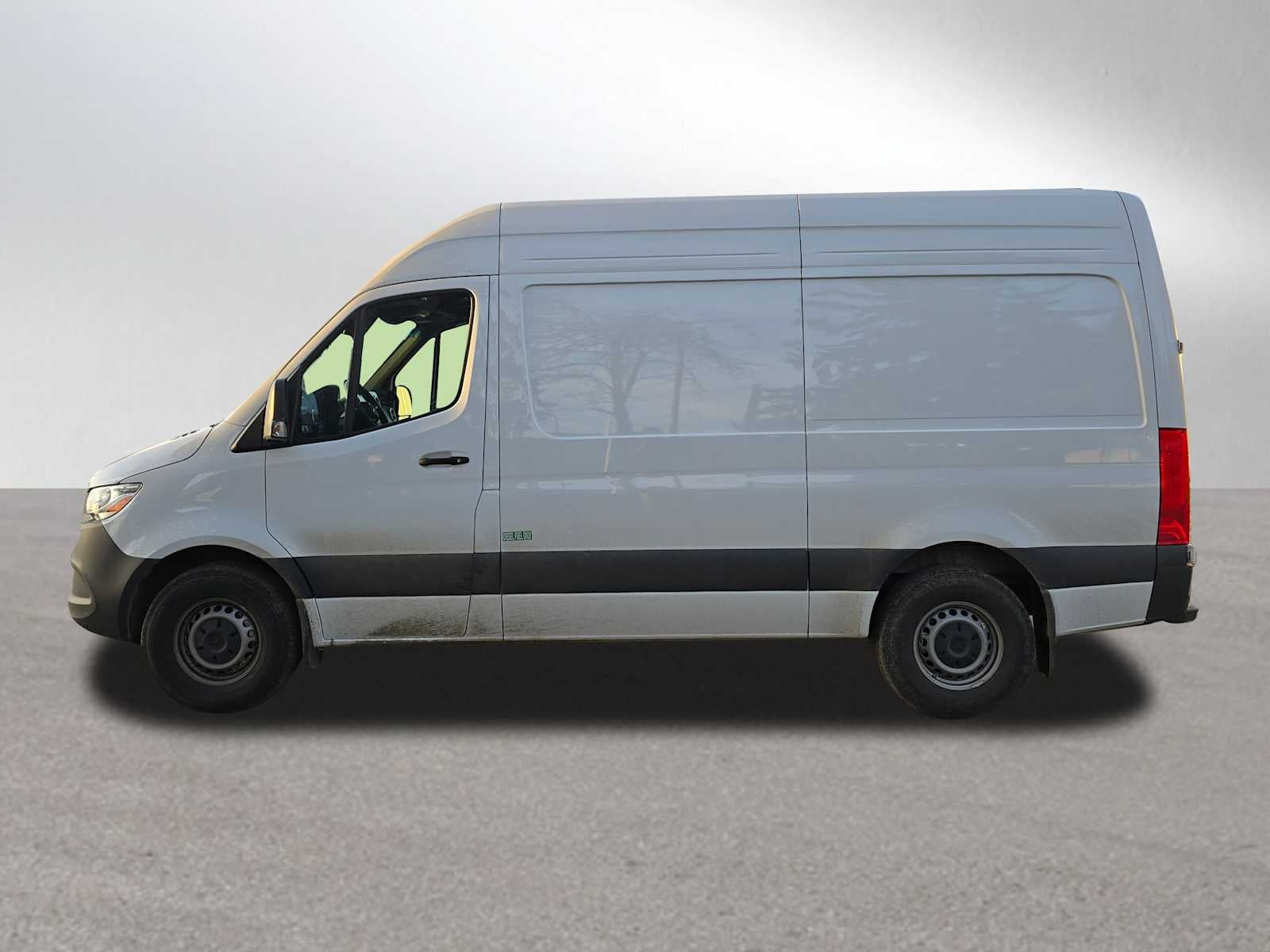 2025 Mercedes-Benz Sprinter Cargo Van 2500 Standard Roof I4 Diesel 144" RWD