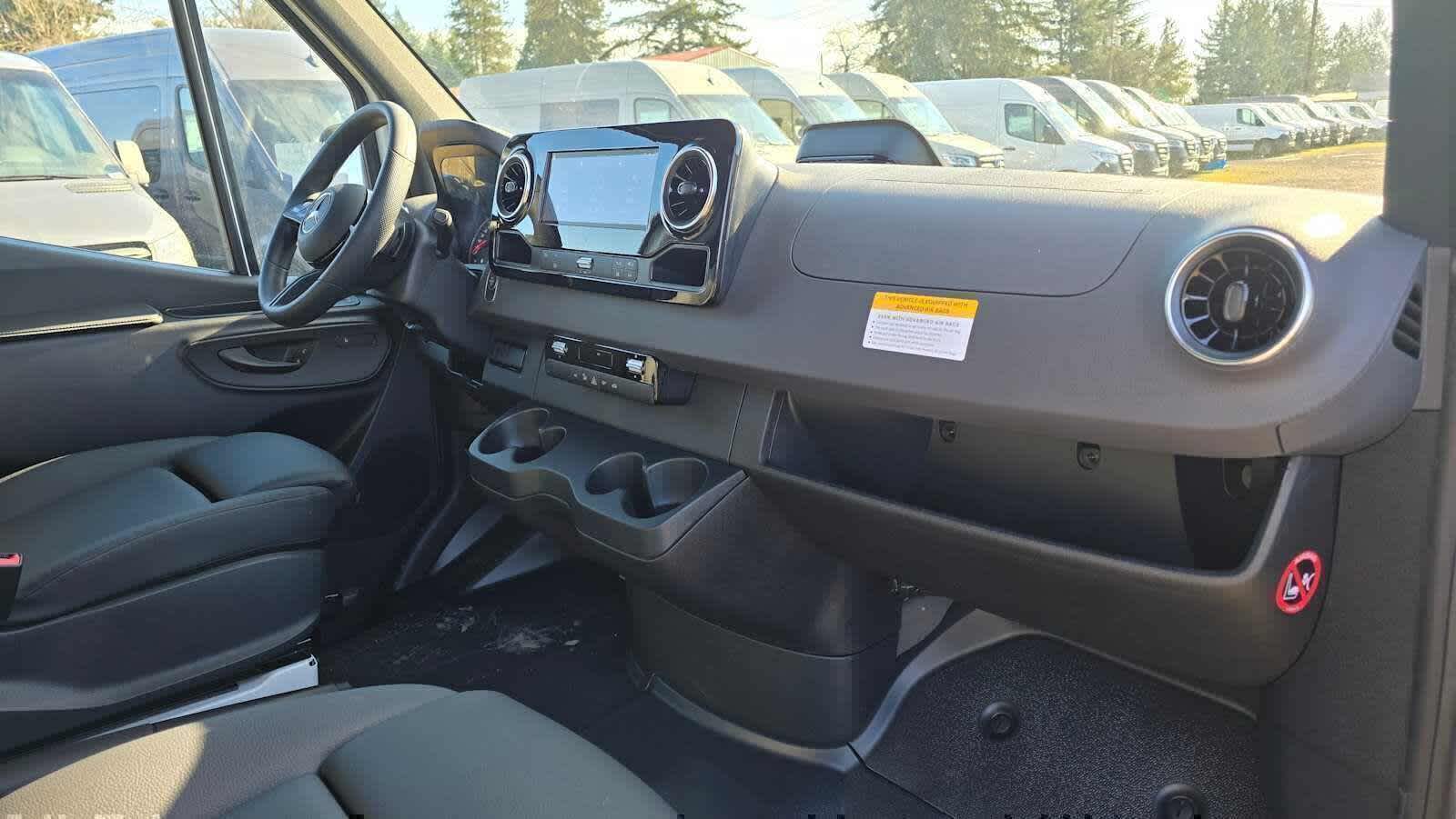 2026 Mercedes-Benz Sprinter 2500 Standard Roof I4 Diesel 144 RWD