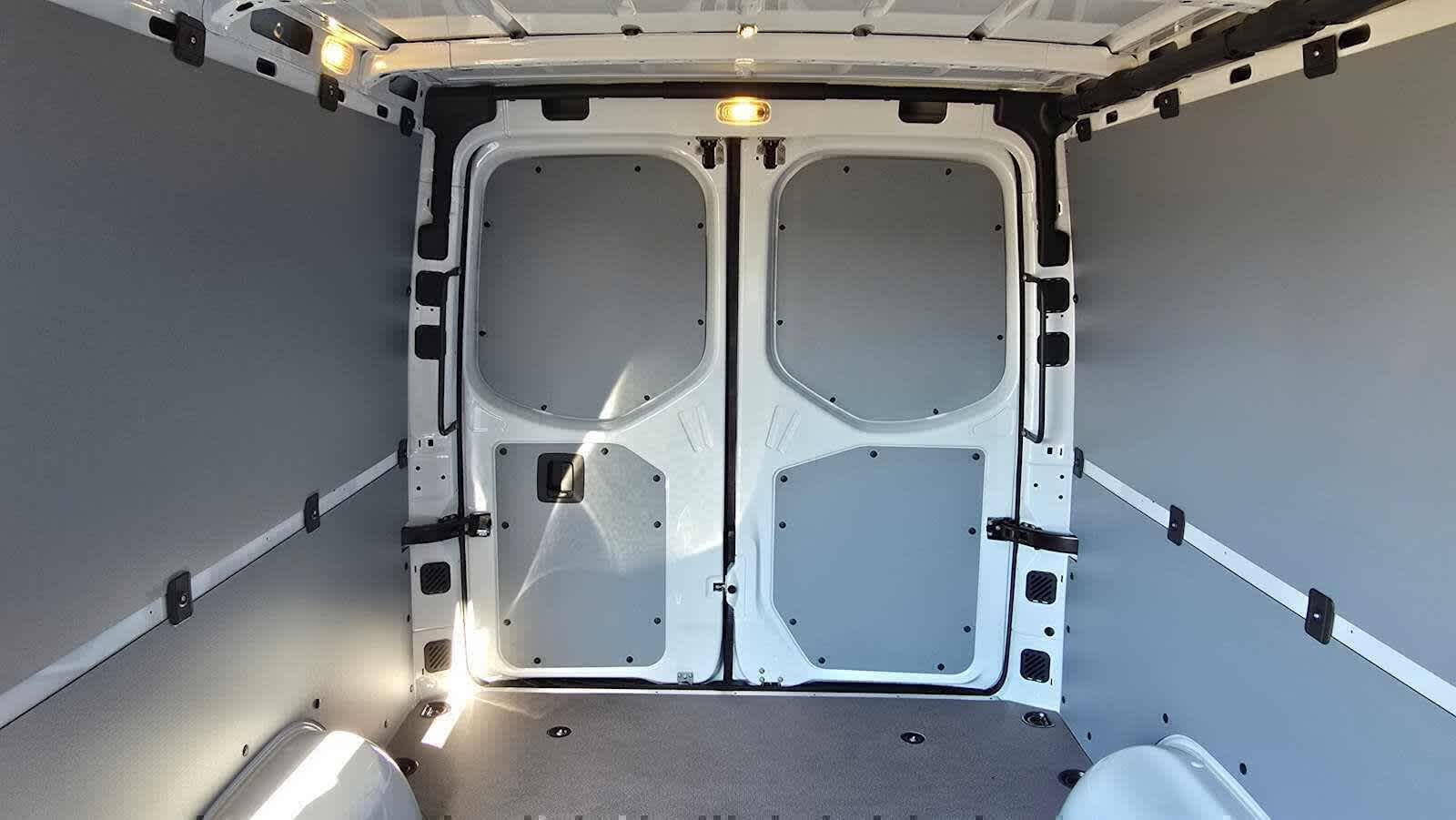 2026 Mercedes-Benz Sprinter 2500 Standard Roof I4 Diesel 144 RWD