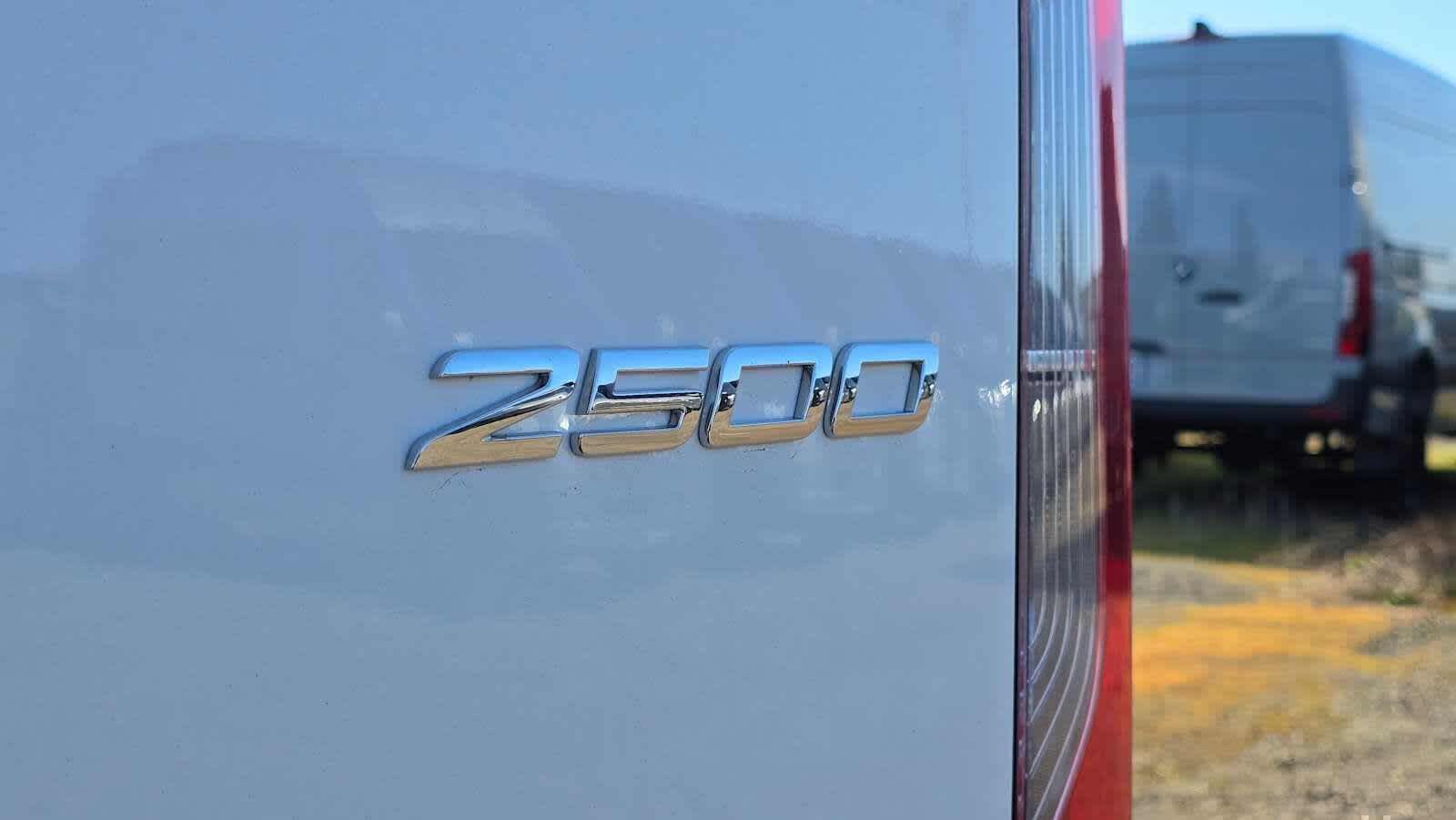 2026 Mercedes-Benz Sprinter 2500 Standard Roof I4 Diesel 144 RWD