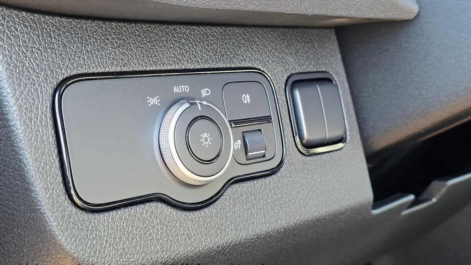 2026 Mercedes-Benz Sprinter 2500 Standard Roof I4 Diesel 144 RWD