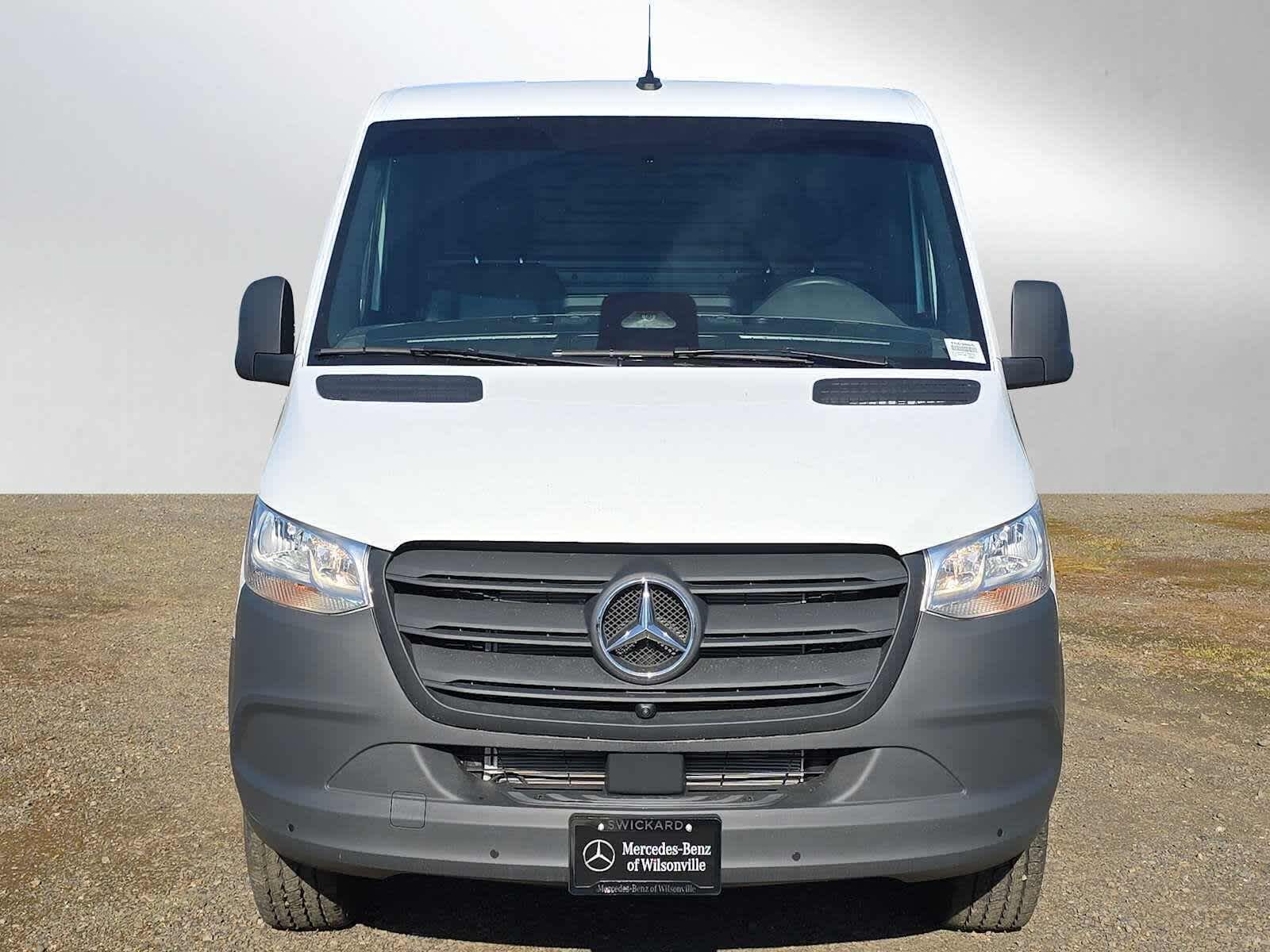 2026 Mercedes-Benz Sprinter 2500 Standard Roof I4 Diesel 144 RWD
