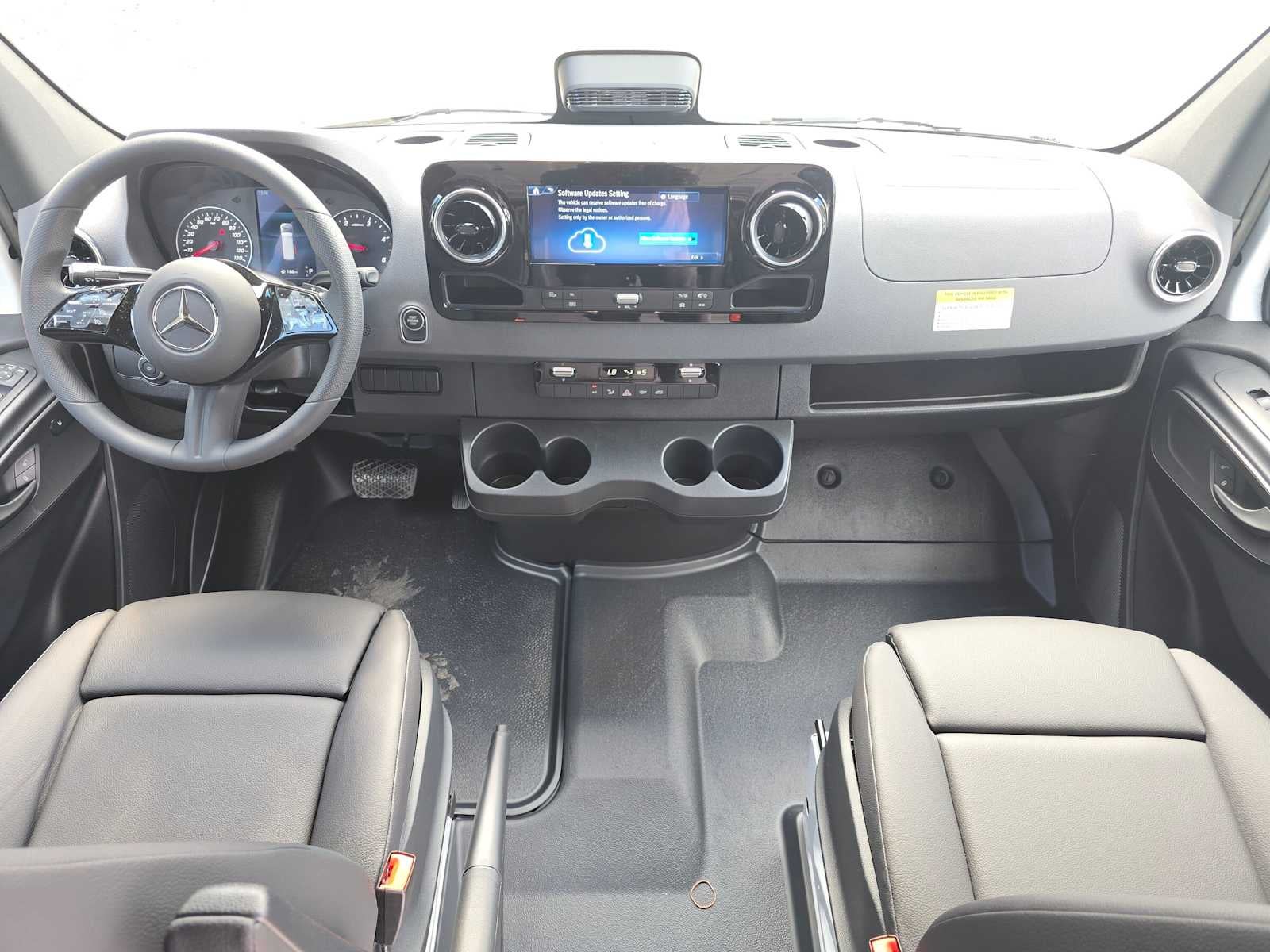 2026 Mercedes-Benz Sprinter 2500 Standard Roof I4 Diesel 144 RWD