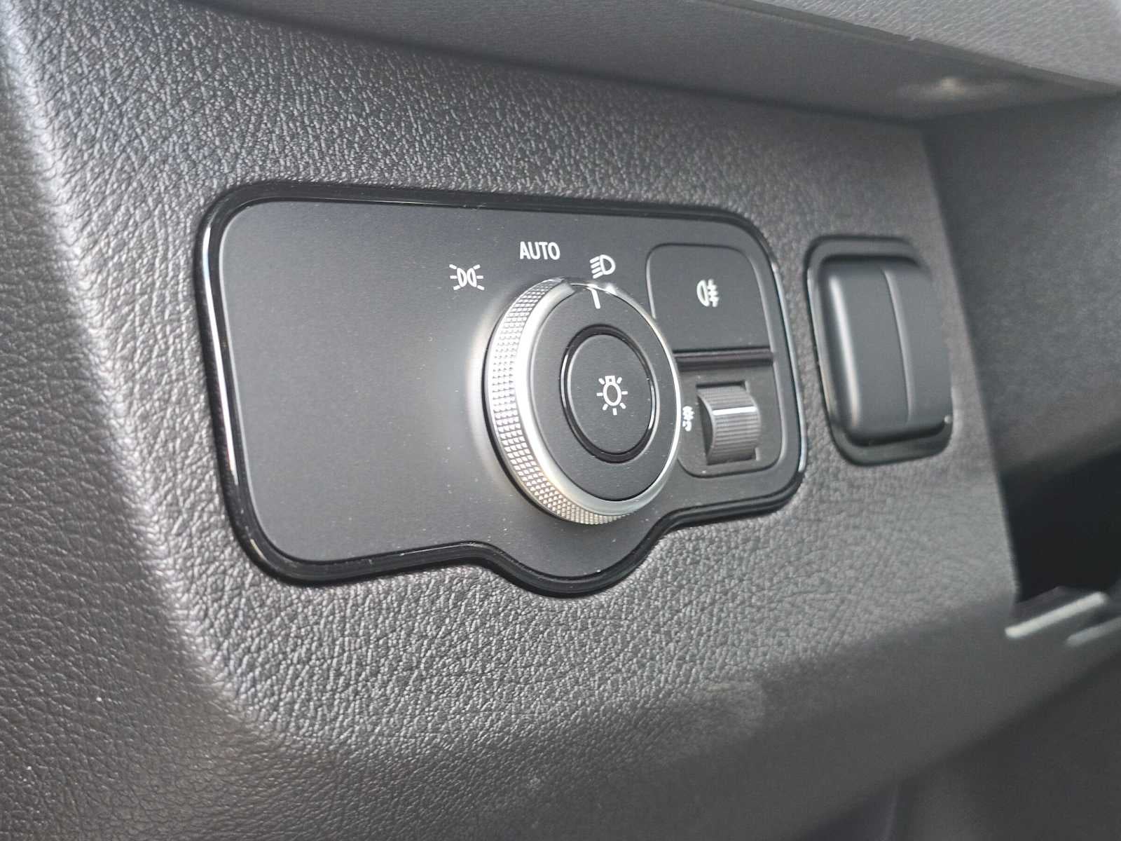 2026 Mercedes-Benz Sprinter 2500 Standard Roof I4 Diesel 144 RWD