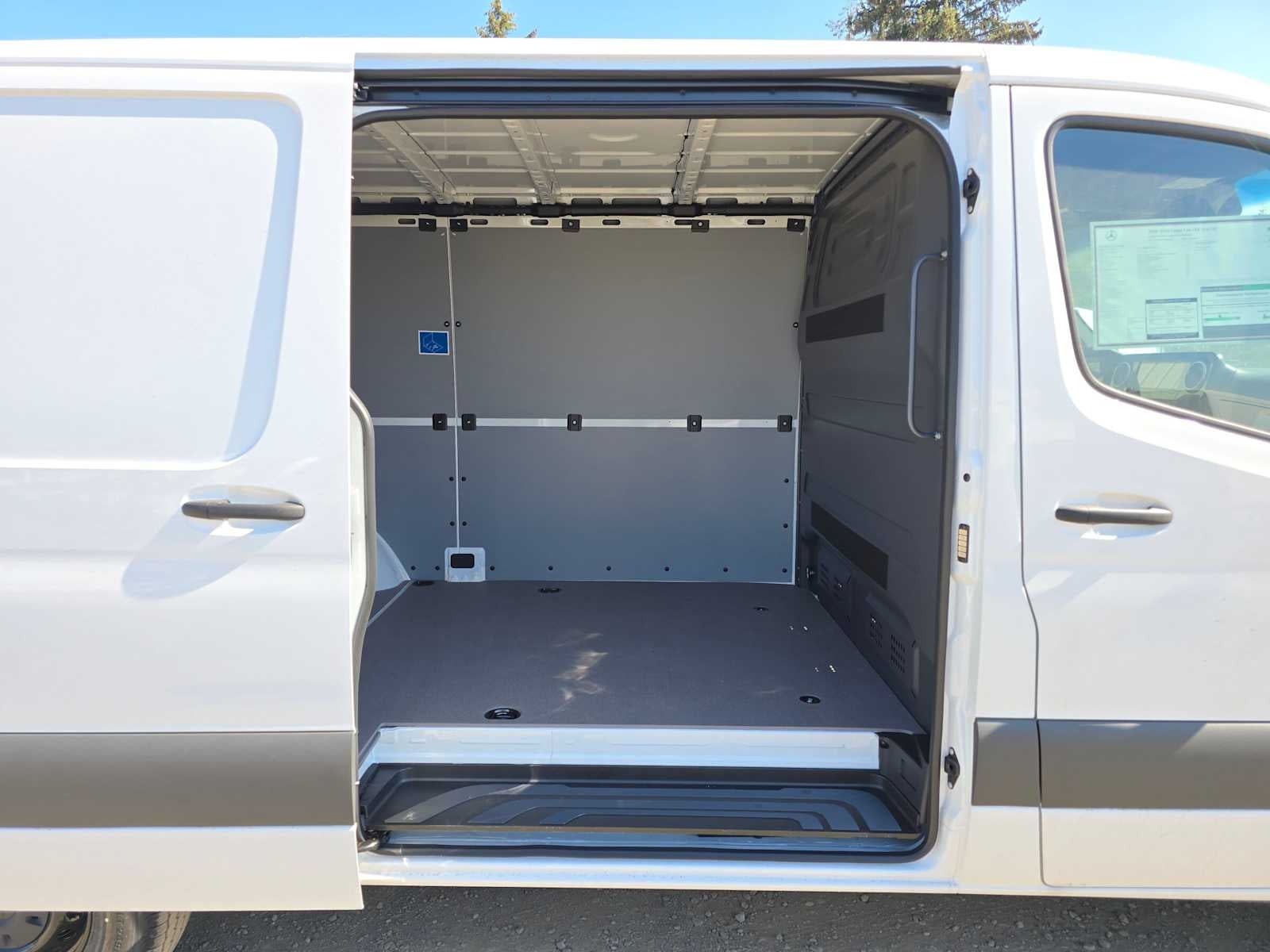 2026 Mercedes-Benz Sprinter Cargo 2500 Standard Roof I4 Diesel 144 RWD