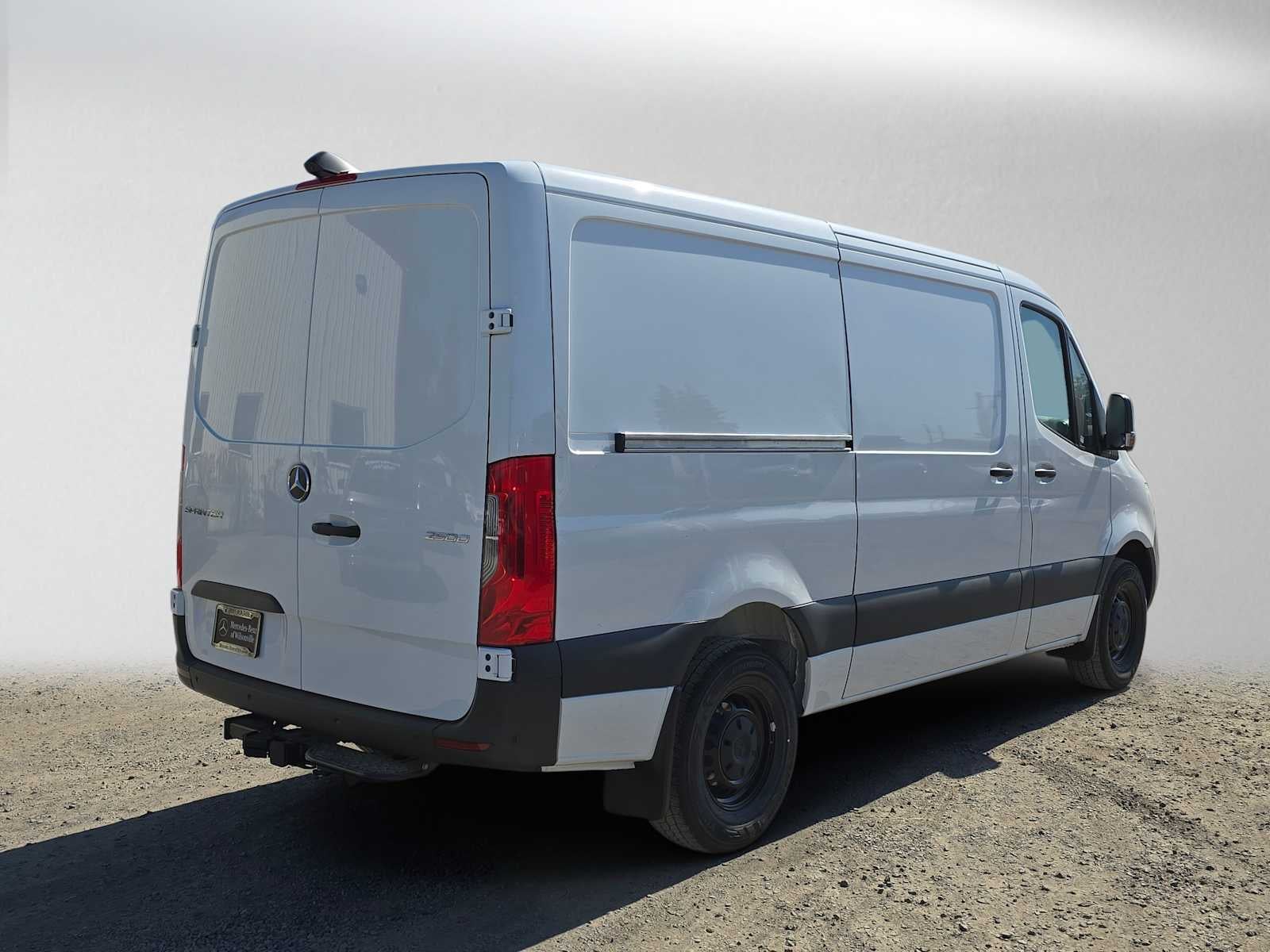 2026 Mercedes-Benz Sprinter Cargo 2500 Standard Roof I4 Diesel 144 RWD