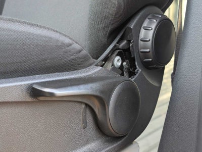 2025 Mercedes-Benz Sprinter Cargo Van 2500 Standard Roof I4 Diesel 144" RWD