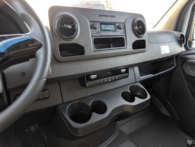 2025 Mercedes-Benz Sprinter Cargo Van 2500 Standard Roof I4 Diesel 144" RWD
