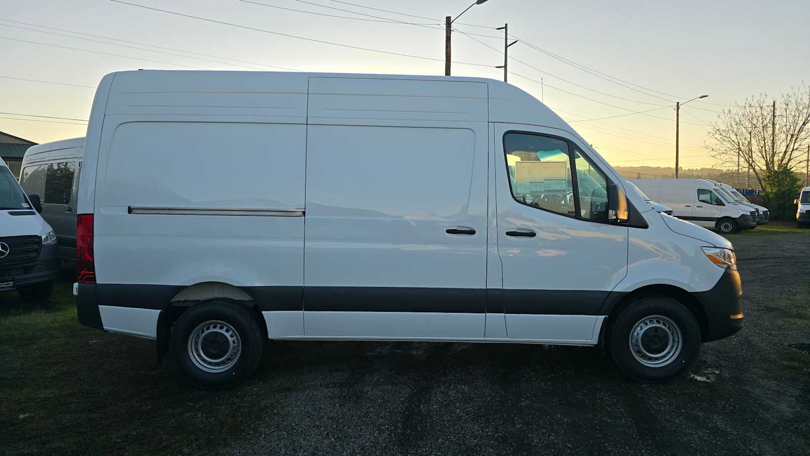 2026 Mercedes-Benz Sprinter 2500 Standard Roof I4 Diesel 144" RWD
