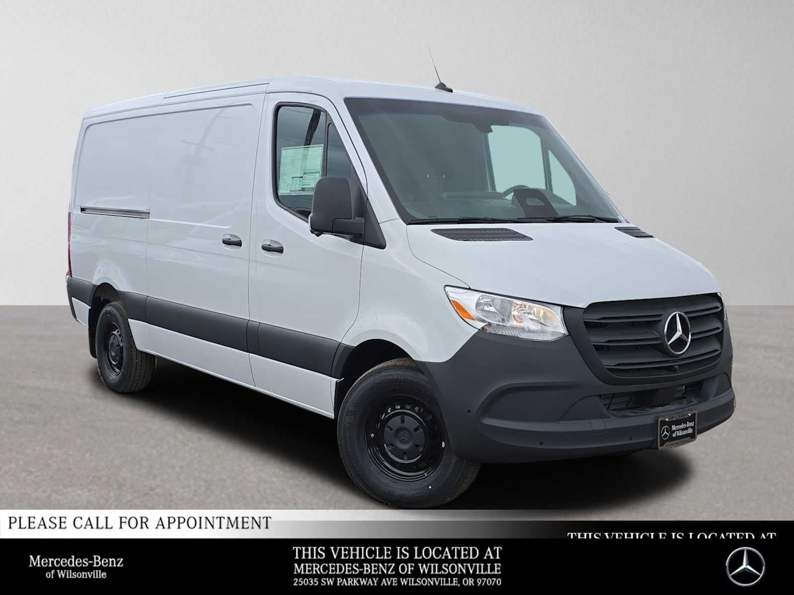 2026 Mercedes-Benz Sprinter 2500 Standard Roof I4 Diesel 144 RWD