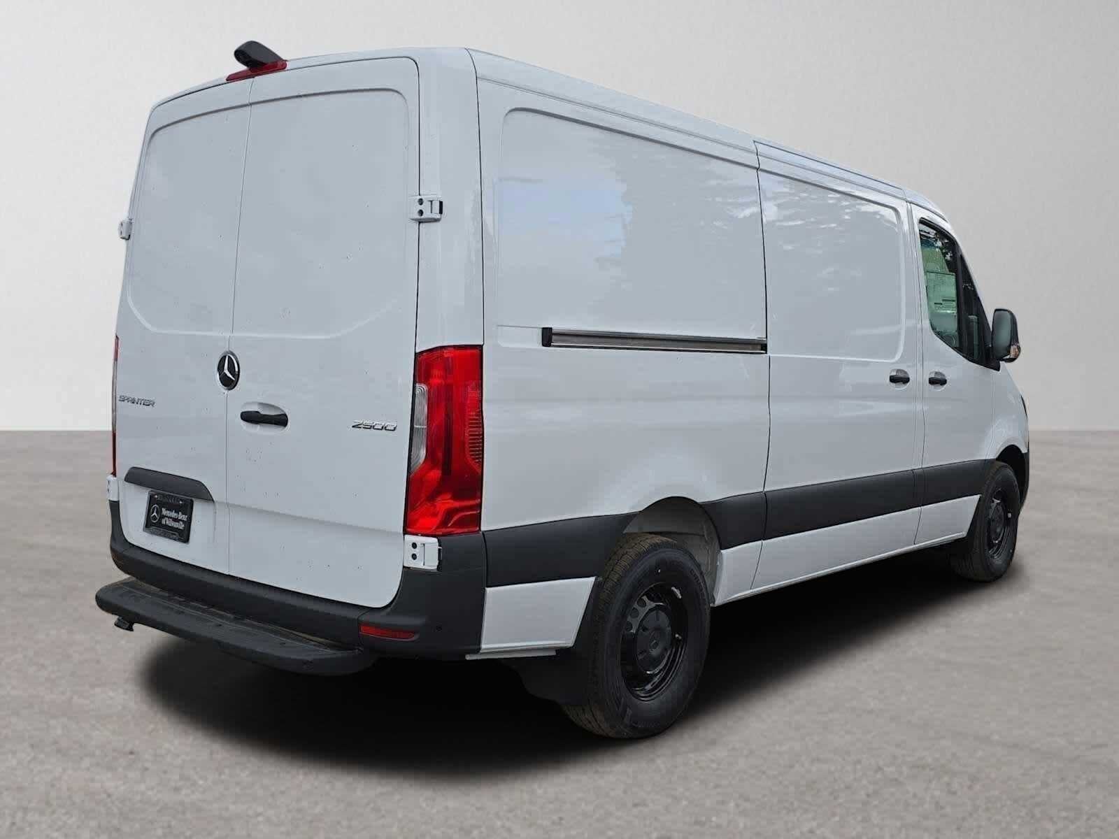 2026 Mercedes-Benz Sprinter 2500 Standard Roof I4 Diesel 144 RWD
