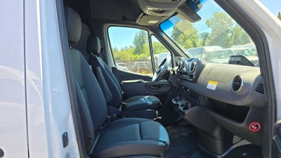 2026 Mercedes-Benz Sprinter 2500 Standard Roof I4 Diesel 144 RWD