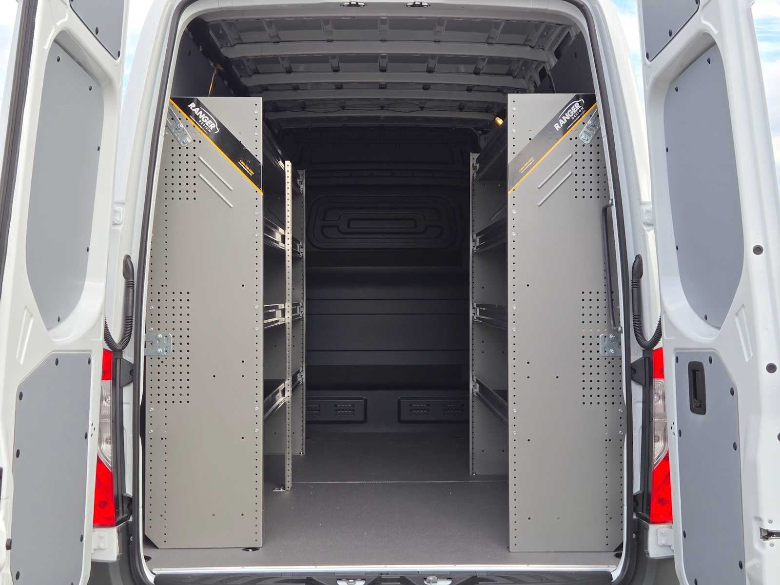 2026 Mercedes-Benz Sprinter Cargo 2500 Standard Roof I4 Diesel 144 RWD