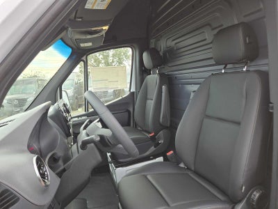 2026 Mercedes-Benz Sprinter Cargo 2500 Standard Roof I4 Diesel 144 RWD