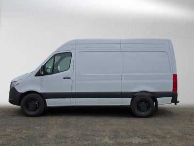 2026 Mercedes-Benz Sprinter Cargo 2500 Standard Roof I4 Diesel 144 RWD