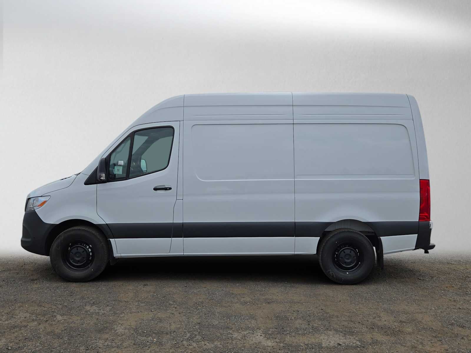 2026 Mercedes-Benz Sprinter Cargo 2500 Standard Roof I4 Diesel 144 RWD