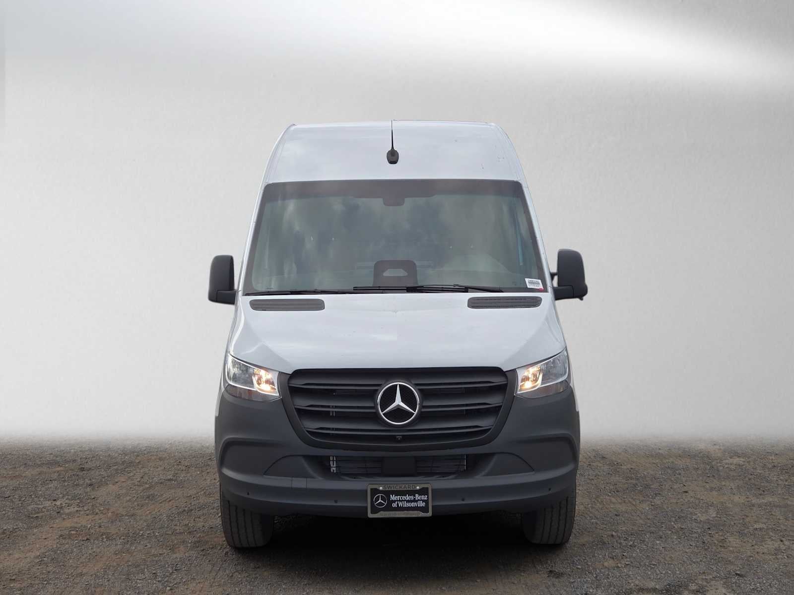 2026 Mercedes-Benz Sprinter Cargo 2500 Standard Roof I4 Diesel 144 RWD