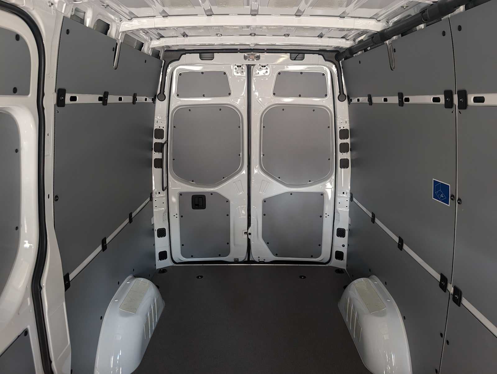 2025 Mercedes-Benz Sprinter Cargo Van 2500 Standard Roof I4 Diesel 144" RWD