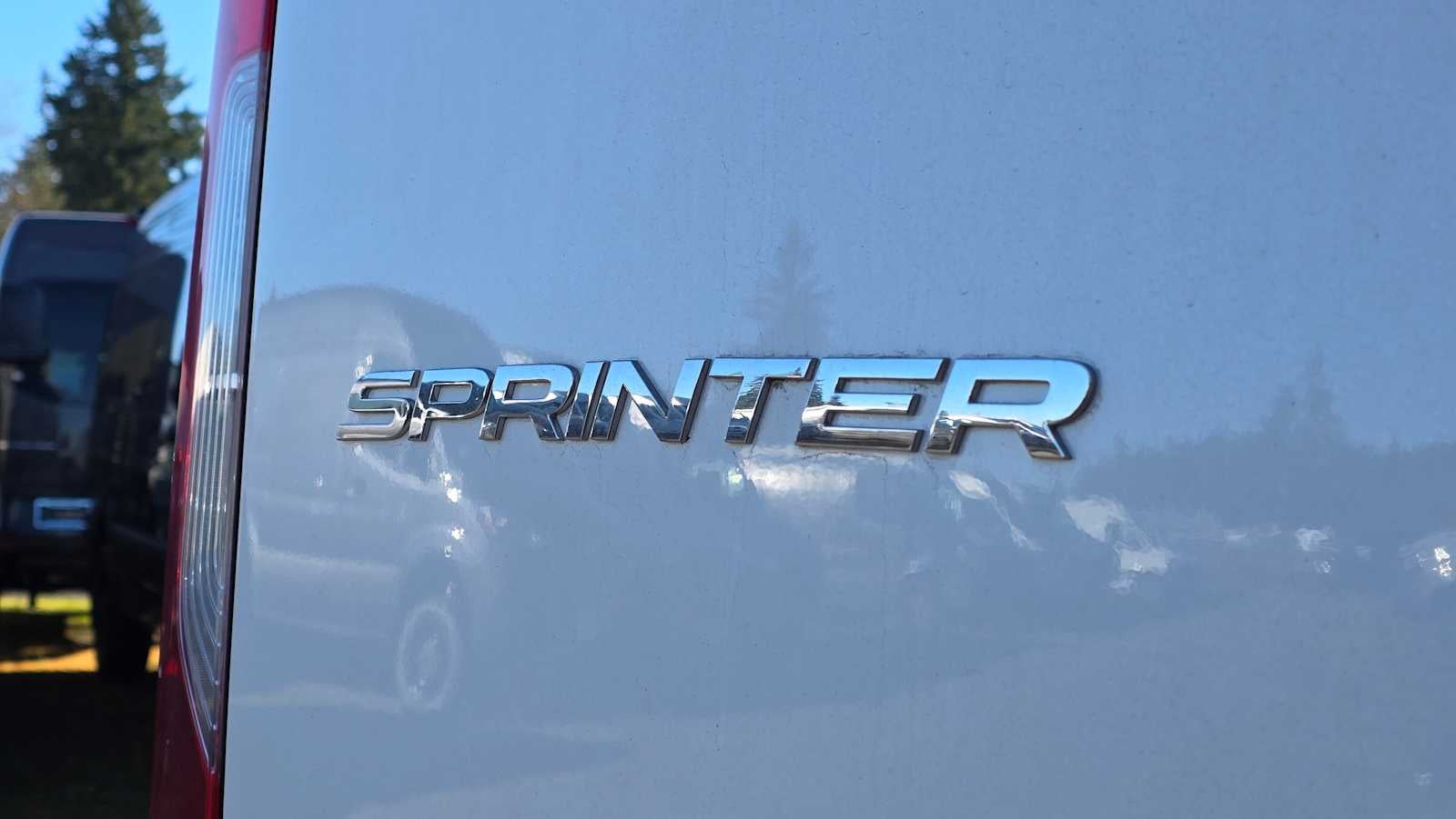 2025 Mercedes-Benz Sprinter Cargo Van 2500 Standard Roof I4 Diesel 144" RWD