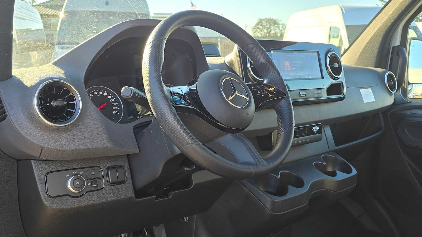 2025 Mercedes-Benz Sprinter Cargo Van 2500 Standard Roof I4 Diesel 144" RWD