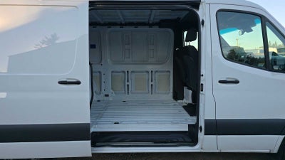 2025 Mercedes-Benz Sprinter Cargo Van 2500 Standard Roof I4 Diesel 144" RWD