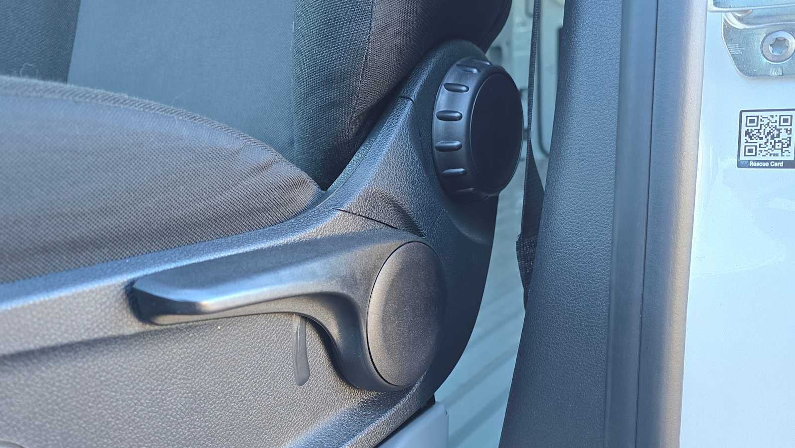 2025 Mercedes-Benz Sprinter Cargo Van 2500 Standard Roof I4 Diesel 144" RWD